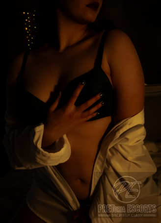 Zallia @Mends photo 2
